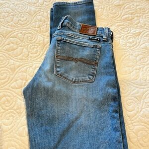 Lucky Brand Light-Medium Blue Straight Jeans